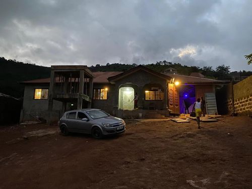 M1500 LFP Caliente bienvenida en África