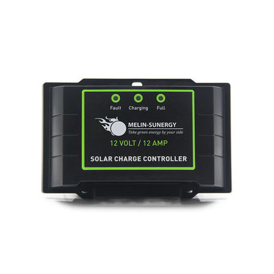 Buen precio IP67 12A AGM Controlador de carga impulsado solar Regulador de batería de paneles solares Controlador de carga en línea