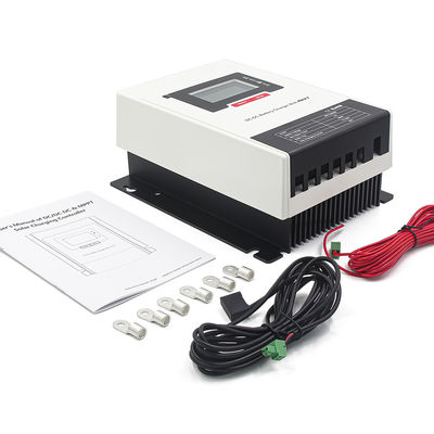 30A Protección IP32 Cargador ligero de corriente continua MPPT Cargador solar para baterías de 12/24Vdc