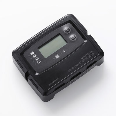 Buen precio Control de carga solar PWM con pantalla LCD digital con corriente nominal 15A de carga de 5 etapas IP22 o IP67 en línea