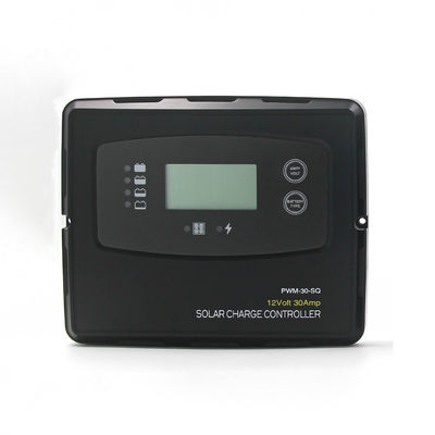 Buen precio Montado de descarga 30A 40A PWM Controlador de carga solar Rohs Controlador de carga solar 12V 24V en línea